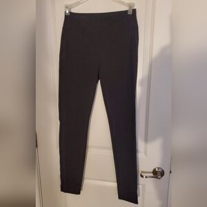 Womn's Black Ankle Pants